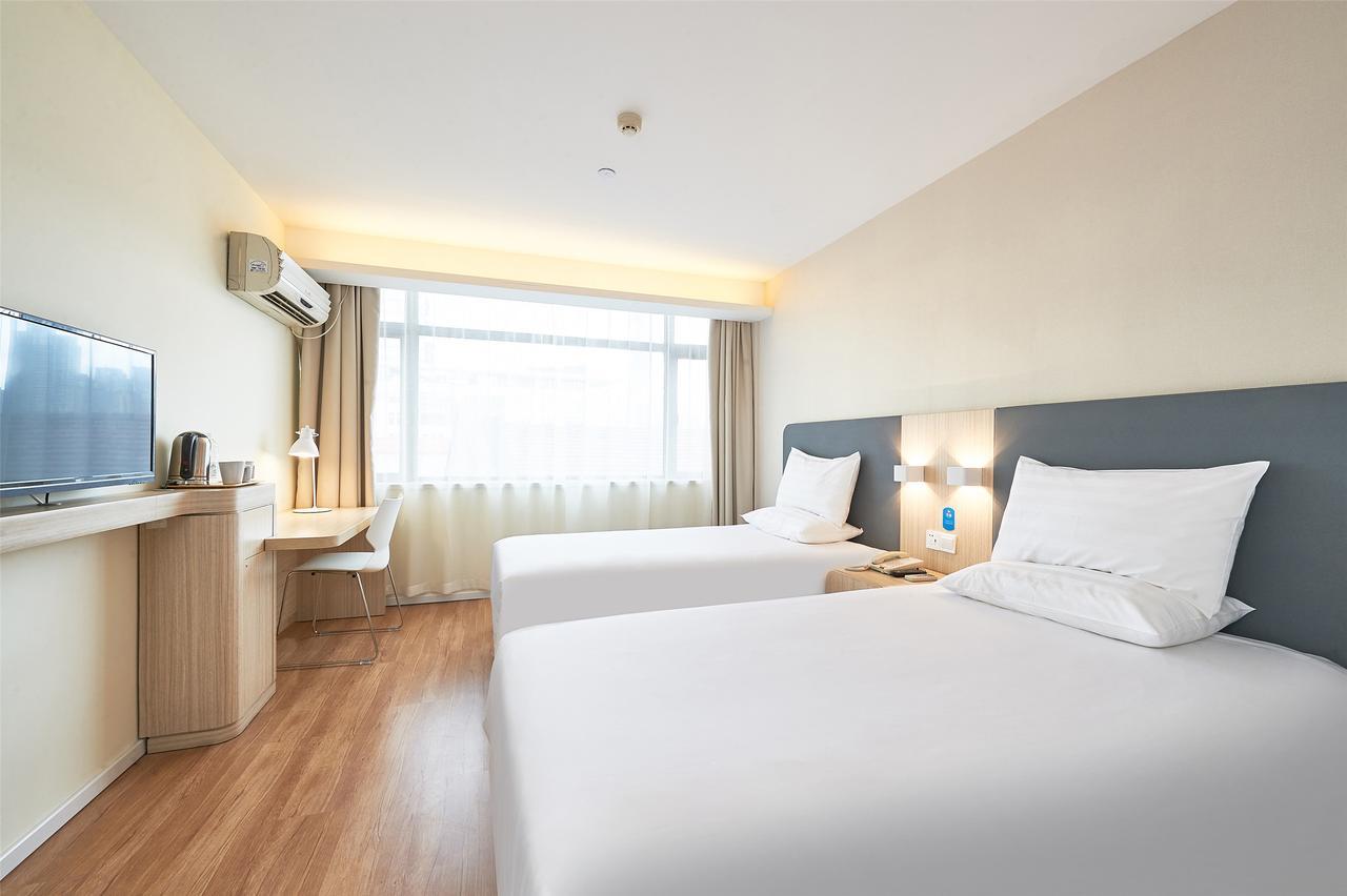 Hanting Hotel Shanghai Chunsha Jinhui Plaza Buitenkant foto