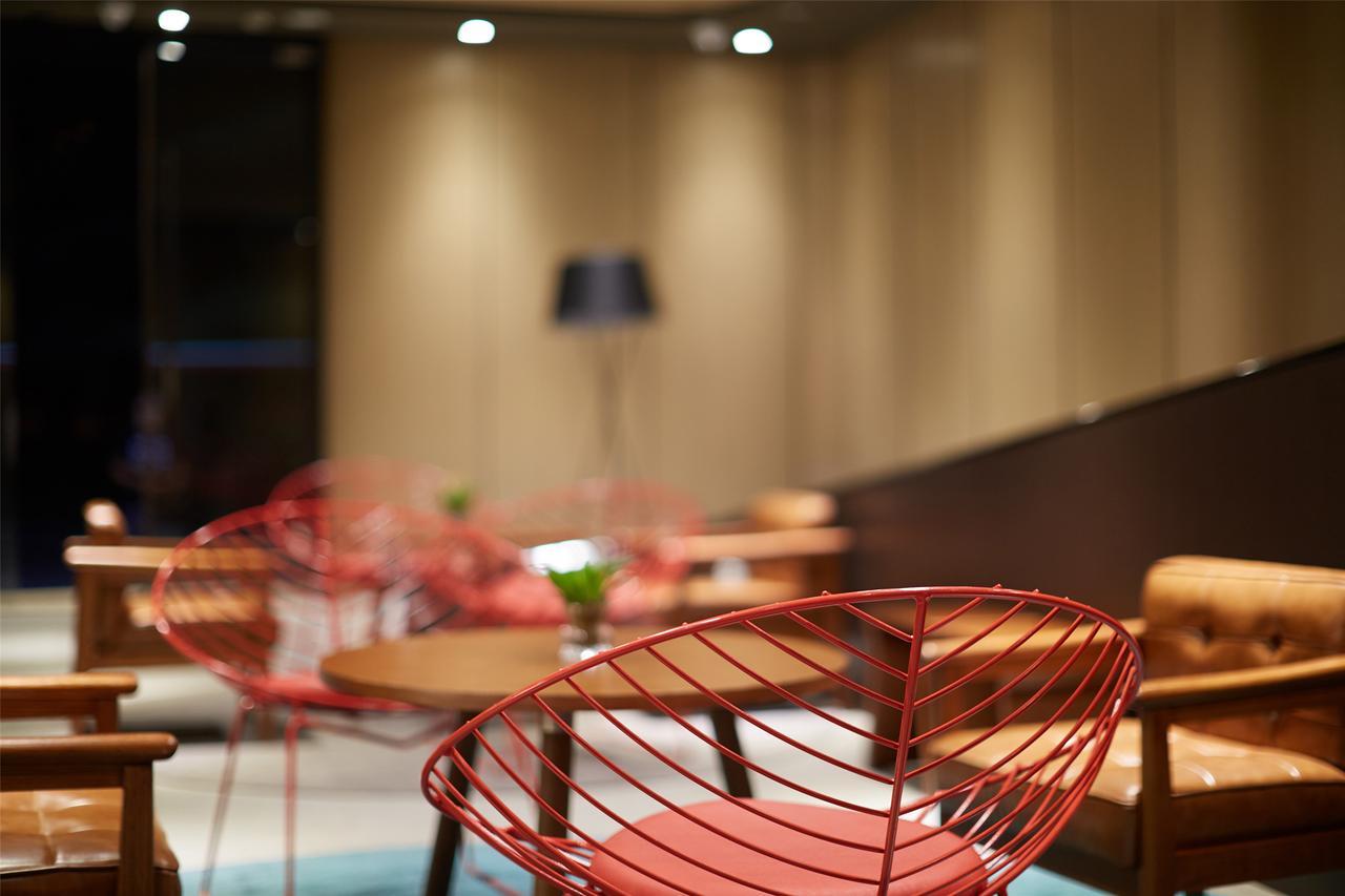 Hanting Hotel Shanghai Chunsha Jinhui Plaza Buitenkant foto