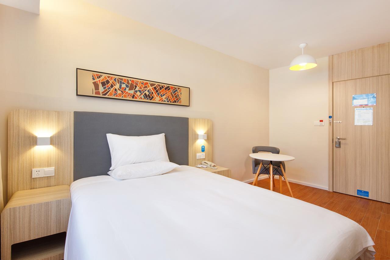Hanting Hotel Shanghai Chunsha Jinhui Plaza Buitenkant foto